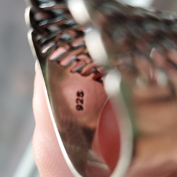 Grace and Heart Ring - Picture 4 of 5